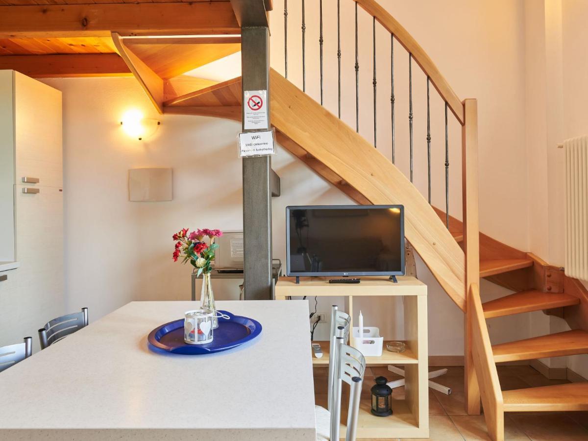 Holiday Home Gelsomino By Interhome Консильо-ди-Румо Экстерьер фото